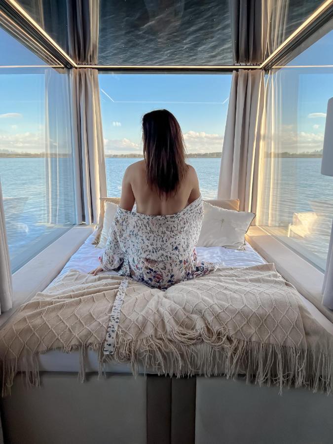 Grand Ht Houseboats - Domki Na Wodzie - Sauna, Jacuzzi, Kominek Mielno  Kültér fotó