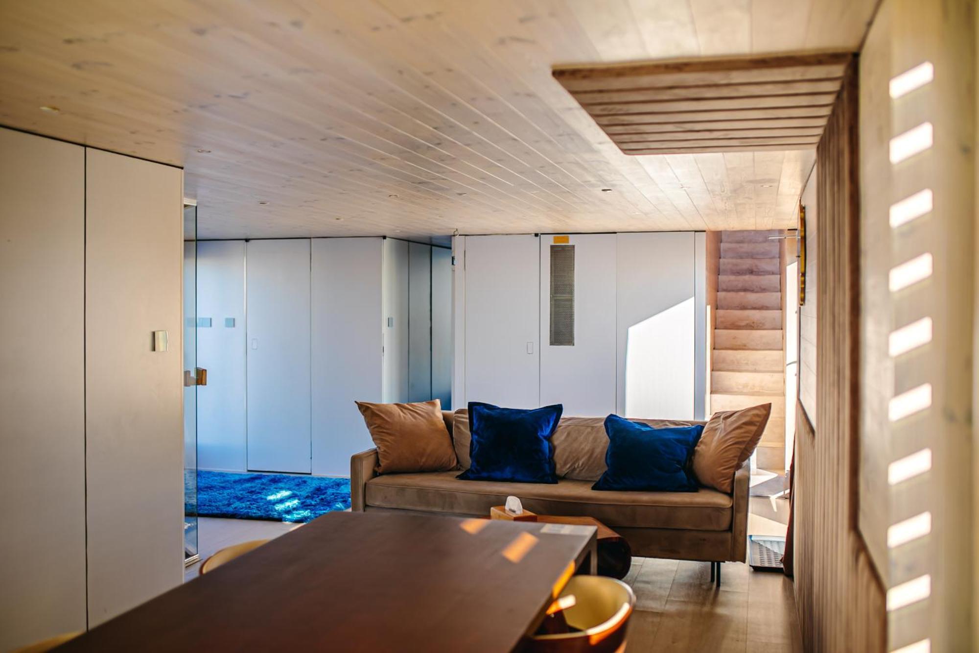 Grand Ht Houseboats - Domki Na Wodzie - Sauna, Jacuzzi, Kominek Mielno  Szoba fotó